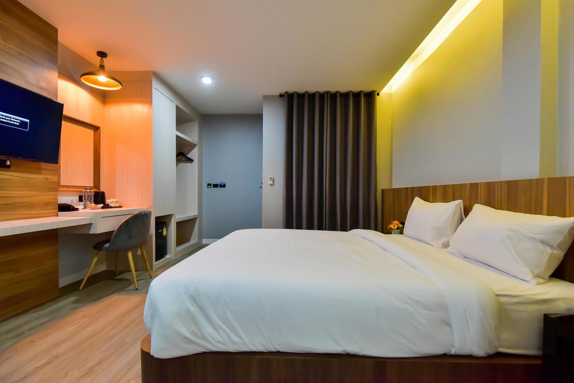 U Rip Resort Phi Phi Hotel Exterior photo