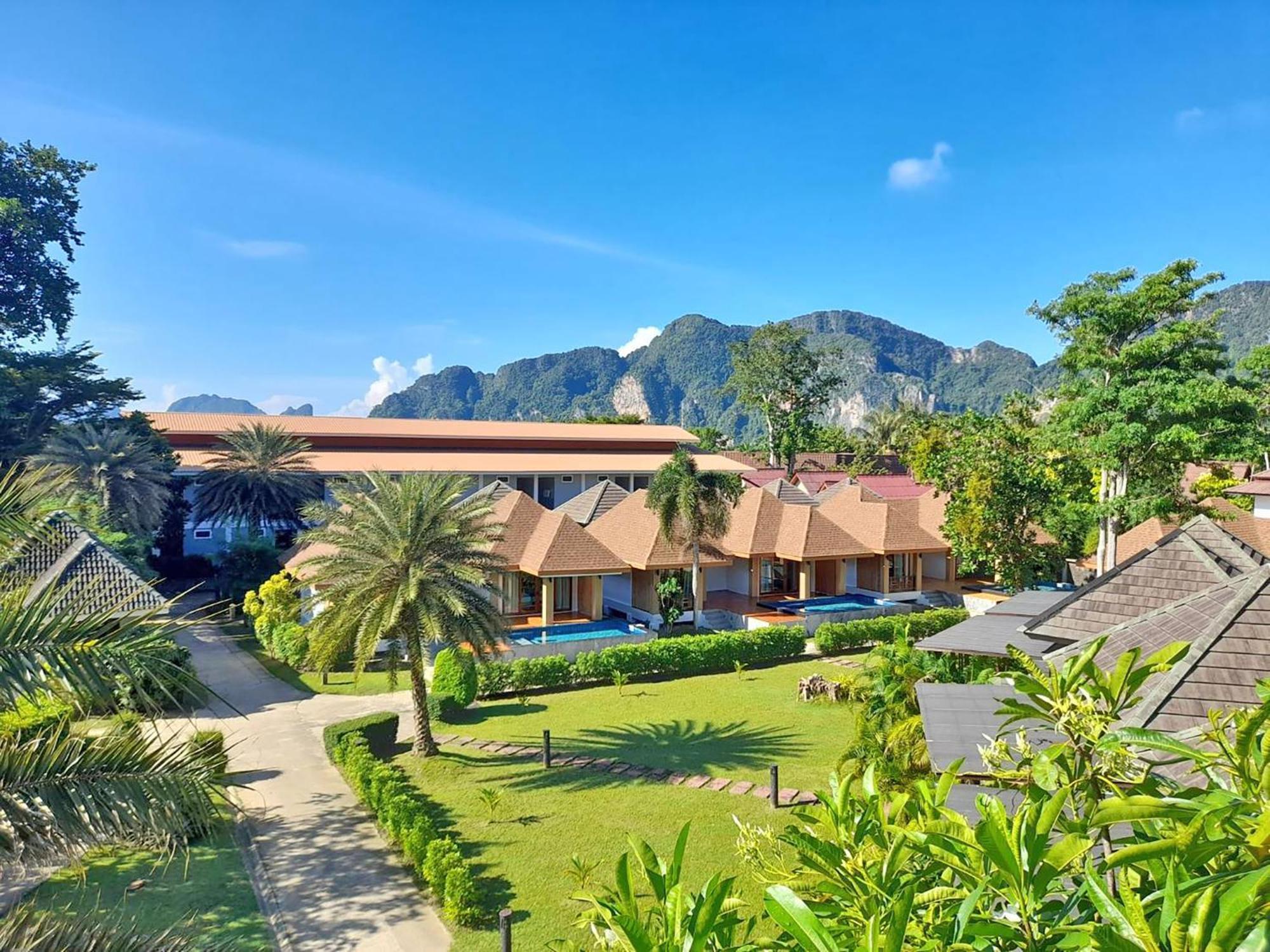 U Rip Resort Phi Phi Hotel Exterior photo