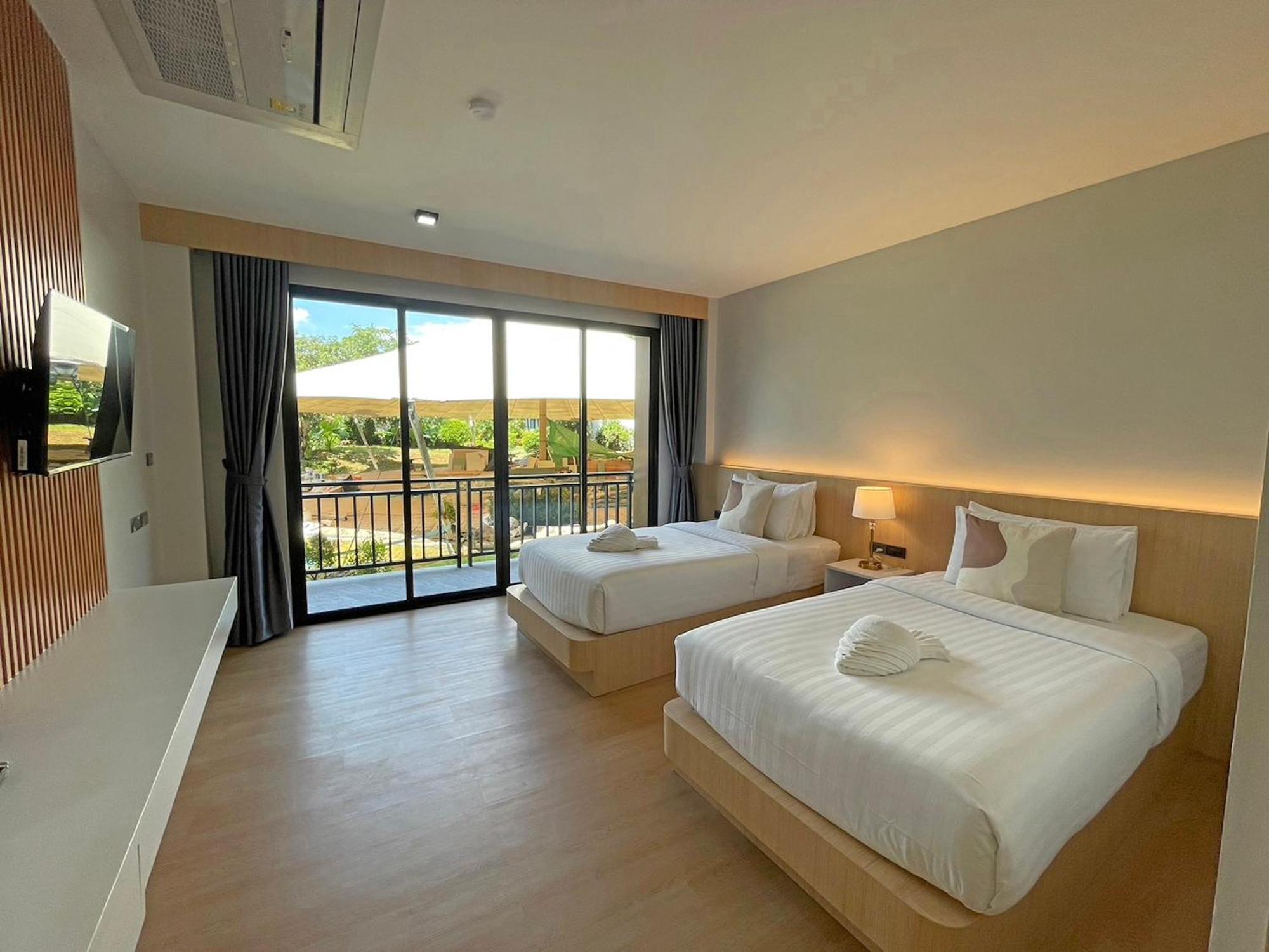 U Rip Resort Phi Phi Hotel Room photo